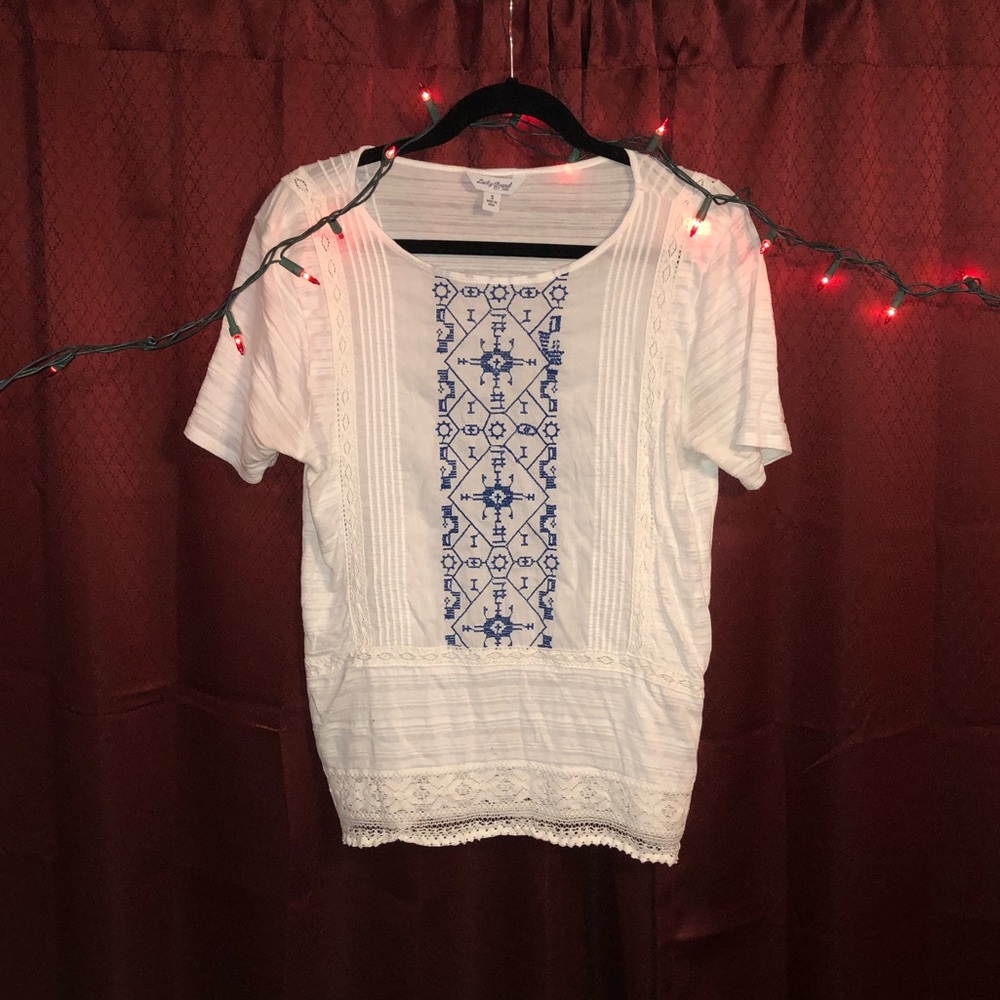 💙LUCKY BRAND💙 Adorable Embroidered Shirt! 💞🌸
